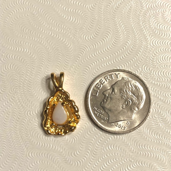 Sold - Picture 2 of 4